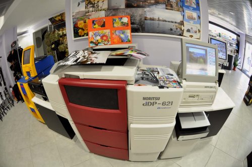 ... stampa digitale professionale, immediata, da qualunque supporto... 