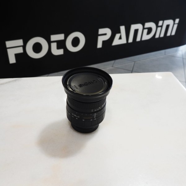 Sigma x Nikon AF 28-200 f/3.8-5.6