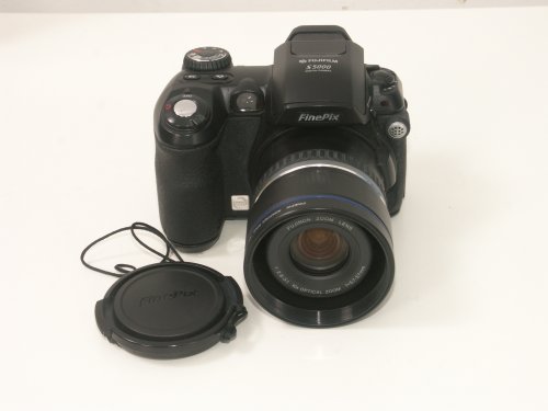 Fujifilm S5000