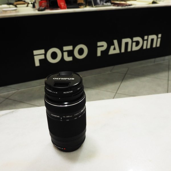 Olympus M ZD 75-300 f/4.8-6.7