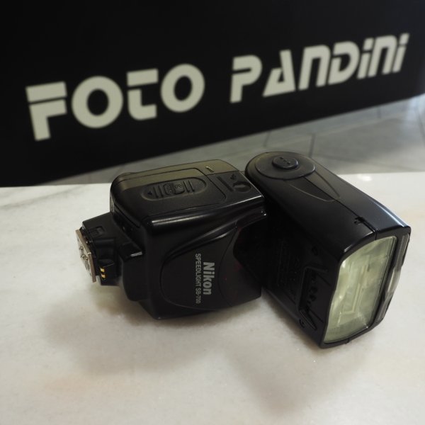 Nikon SB-700