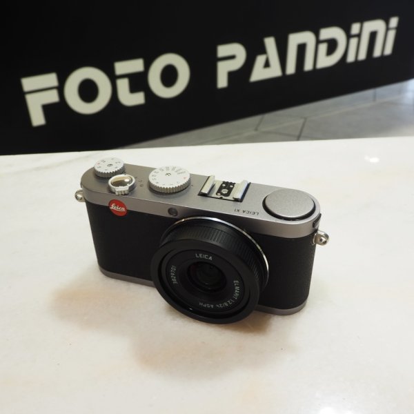 Leica X1
