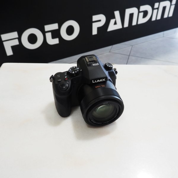 Panasonic FZ1000