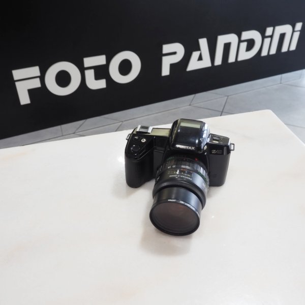 Pentax Z10 + AF 28-80 f/3.5-4.5