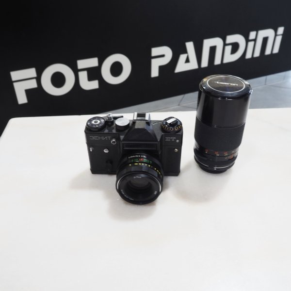 Zenit ET + Helios 58mm f/2 + Tamron 200mm f/3.5