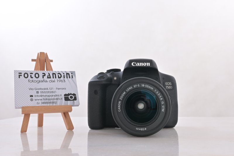 Canon EOS 750 D + 18-55/3.5-5.6